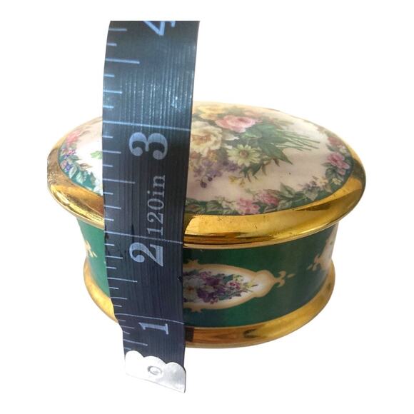 Vintage Porcelein Music Box by Lena Liu Cherished 2" tall x 4" wide - Picture 14 of 14